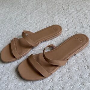Abercrombie & Fitch Nude Strappy Neutral Flat Sandals